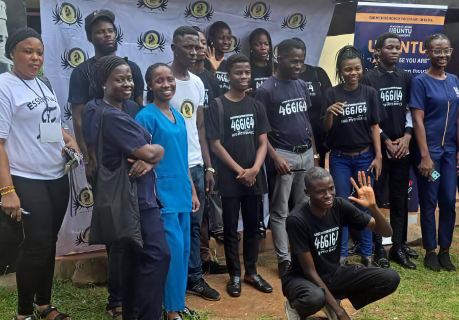 Líderes Ubuntu levam saúde e solidariedade à comunidade de Ibadan